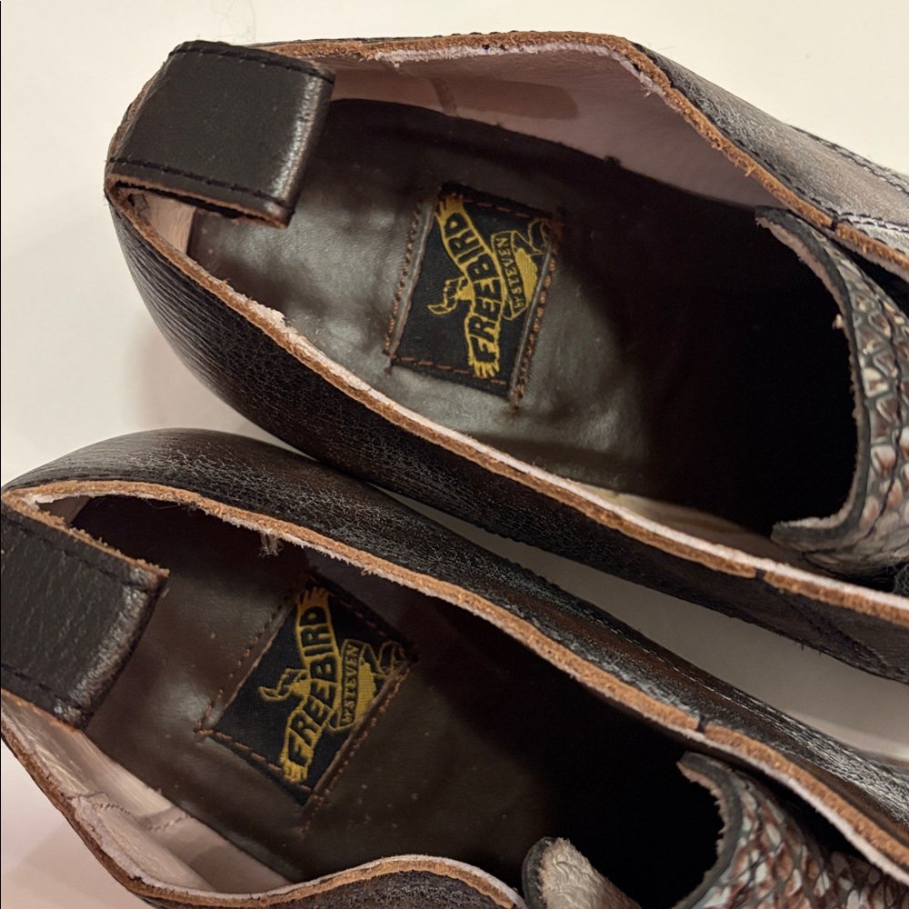 Freebird Women’s Shoes Animal Print FB
Mabel Oxford Shoes Size 9 - Picture 8 of 15